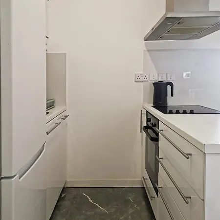 Naxou Modern By Staycom דירה ניקוסיה
