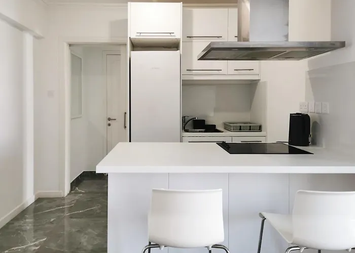 Апартаменти Naxou Modern By Staycom